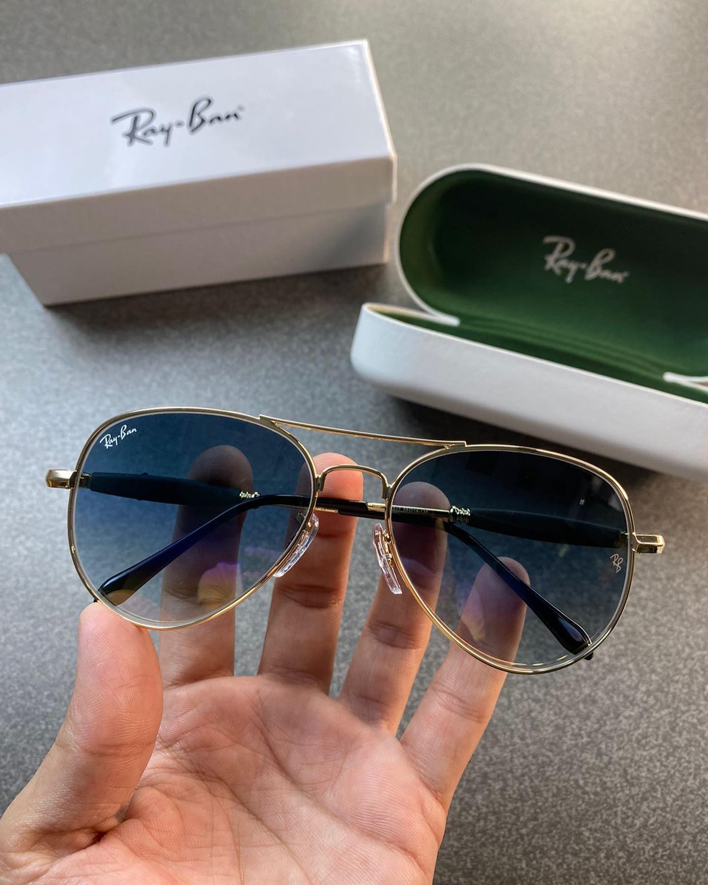 New Stylish New Oval Shape Blue Shade & Gold 3517 Sunglasses For Men.