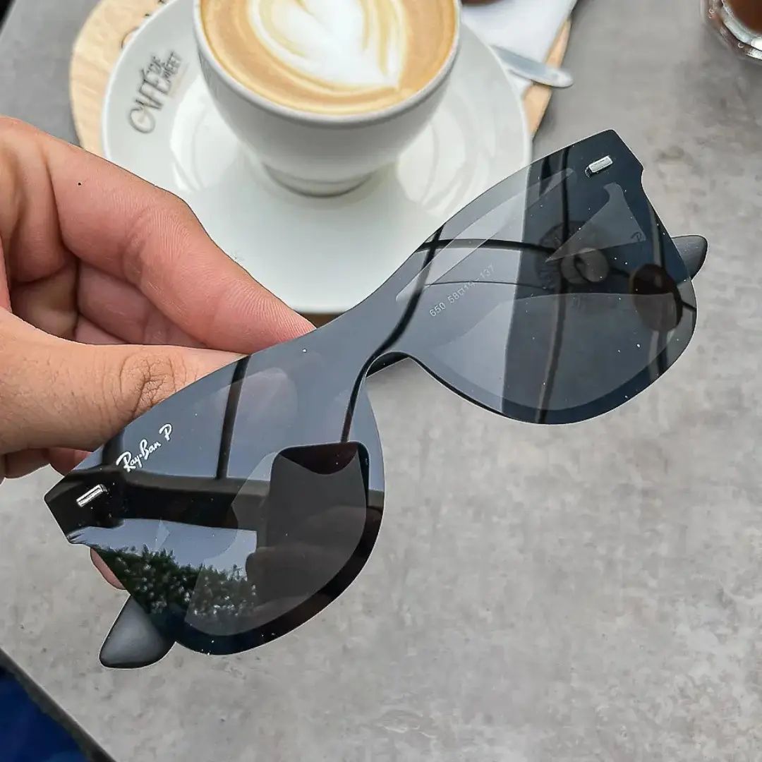 New Stylish Square Black & Black 650 Mens Polarized Sunglasses.